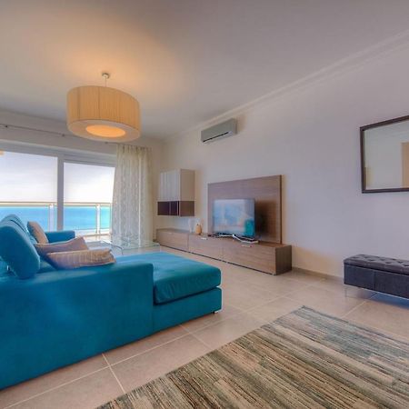 Seafront Luxury Apartment With Pool Sliema Exteriér fotografie