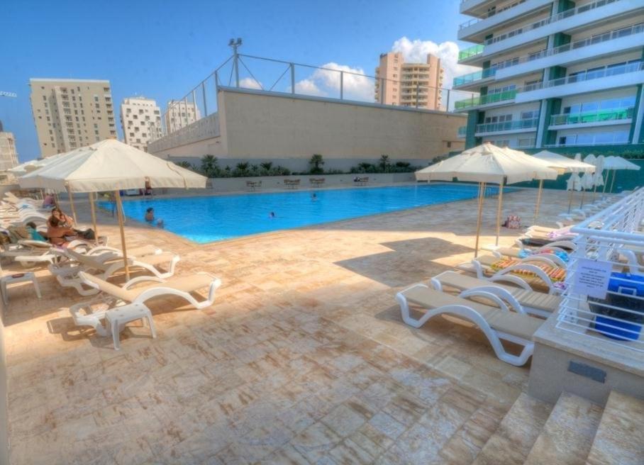 Seafront Luxury Apartment With Pool Sliema Exteriér fotografie