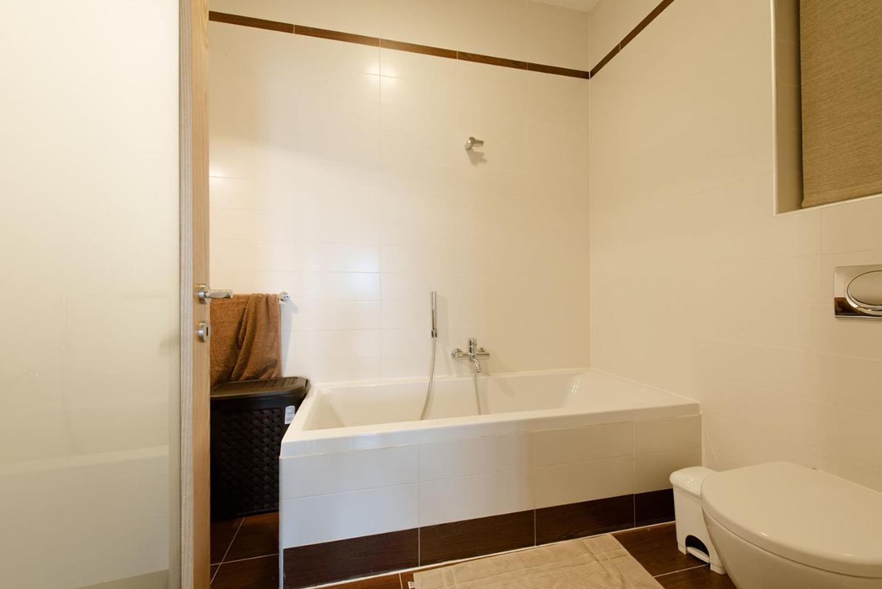 Seafront Luxury Apartment With Pool Sliema Exteriér fotografie