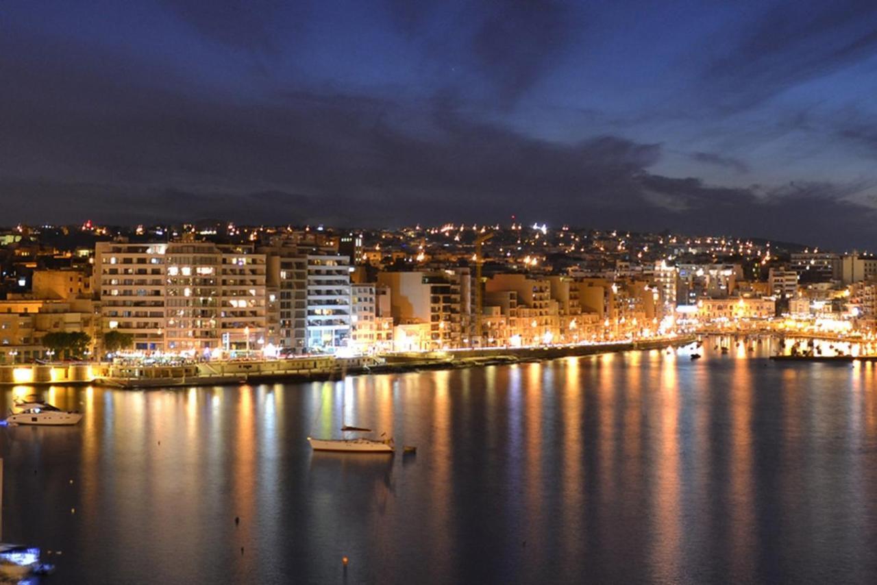 Seafront Luxury Apartment With Pool Sliema Exteriér fotografie